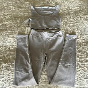 Aritzia Babaton Matching CONTOUR Set - Contour Top & Pant - Opal Grey 2XS